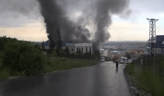 Hadımköy’de fabrika yangını!