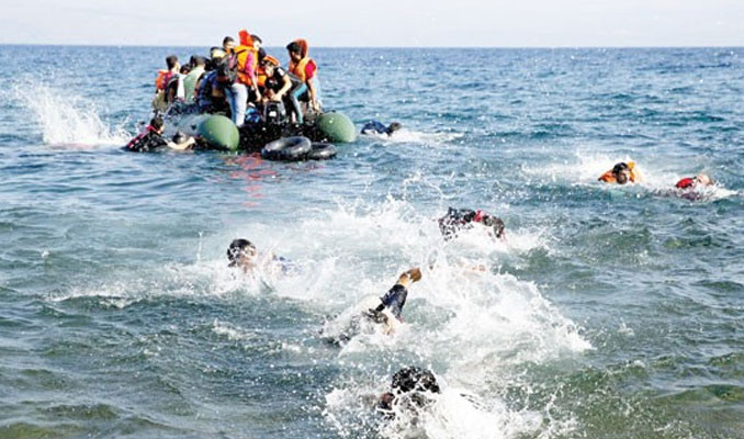 Girit Adası açıklarında Suriyeli mültecileri taşıyan tekne battı