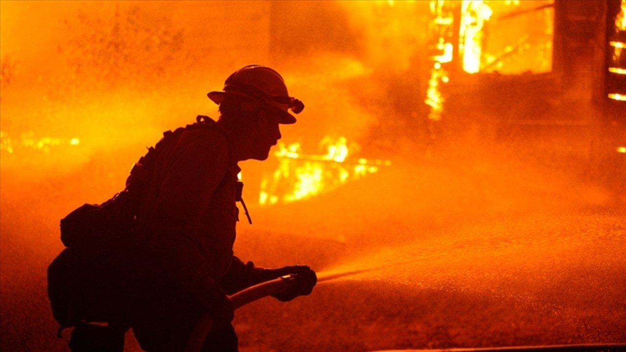 California tarihinin en büyük 2. yangını