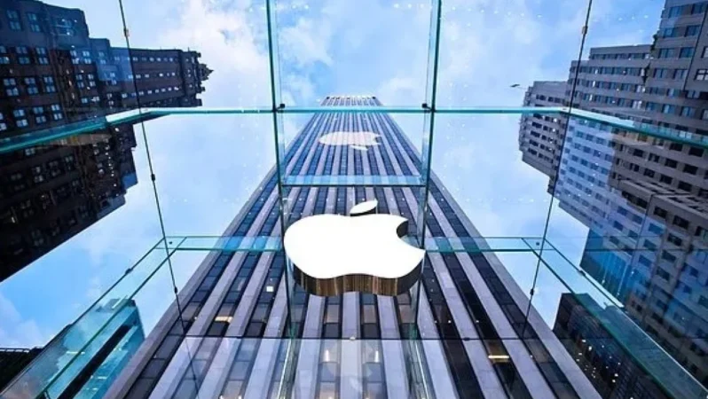 Apple üst düzey yöneticisi, ABD Savunma Bakanlığı için işi bırakıyor