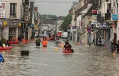 Fransa’da doğal afetler 10 milyar avro zarara yol açtı