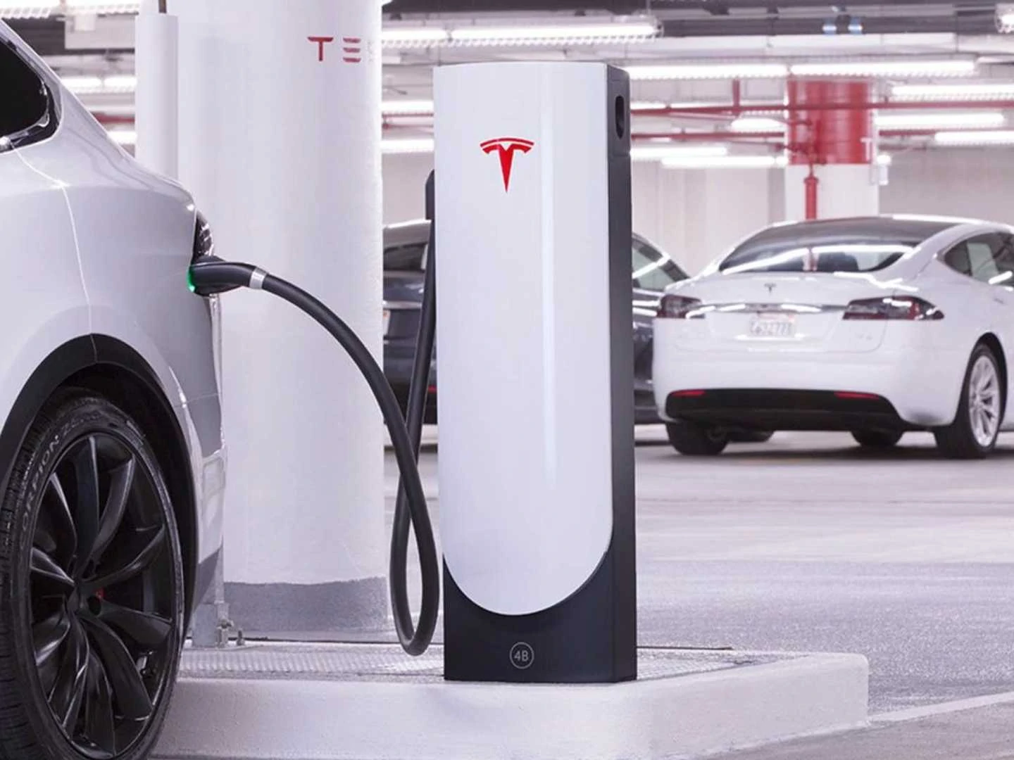 Tesla, ABD’deki şarj ağının bir bölümünü tüm otomobillere açacak