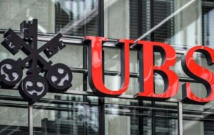 UBS’ten üst düzey ayrılık