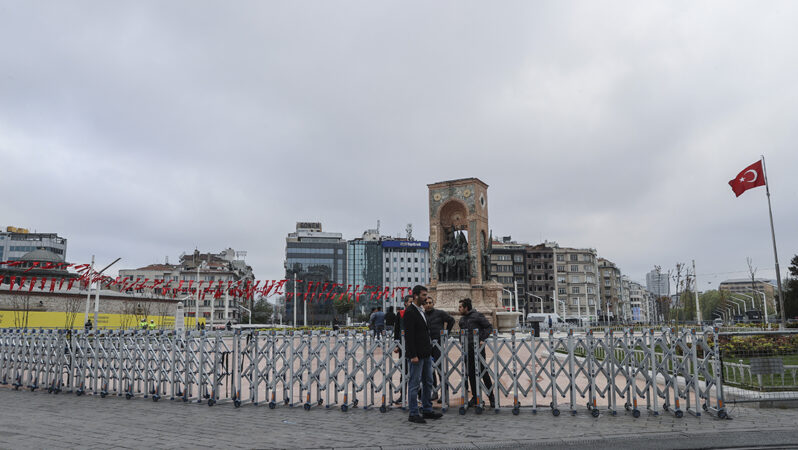 “Taksim’in yasaklı olduğu son 1 Mayıs olacak”