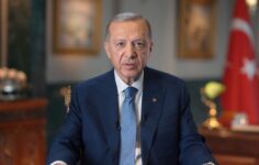 YSK Başkanı: Erdoğan Cumhurbaşkanı seçildi
