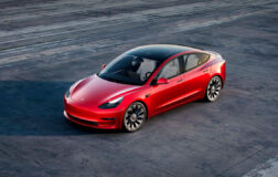 ABD’de tüm Tesla Model 3 araçlar vergi teşvikinden yararlanabilecek