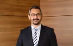Mahir Çipil, VHV Türkiye ekibine katıldı