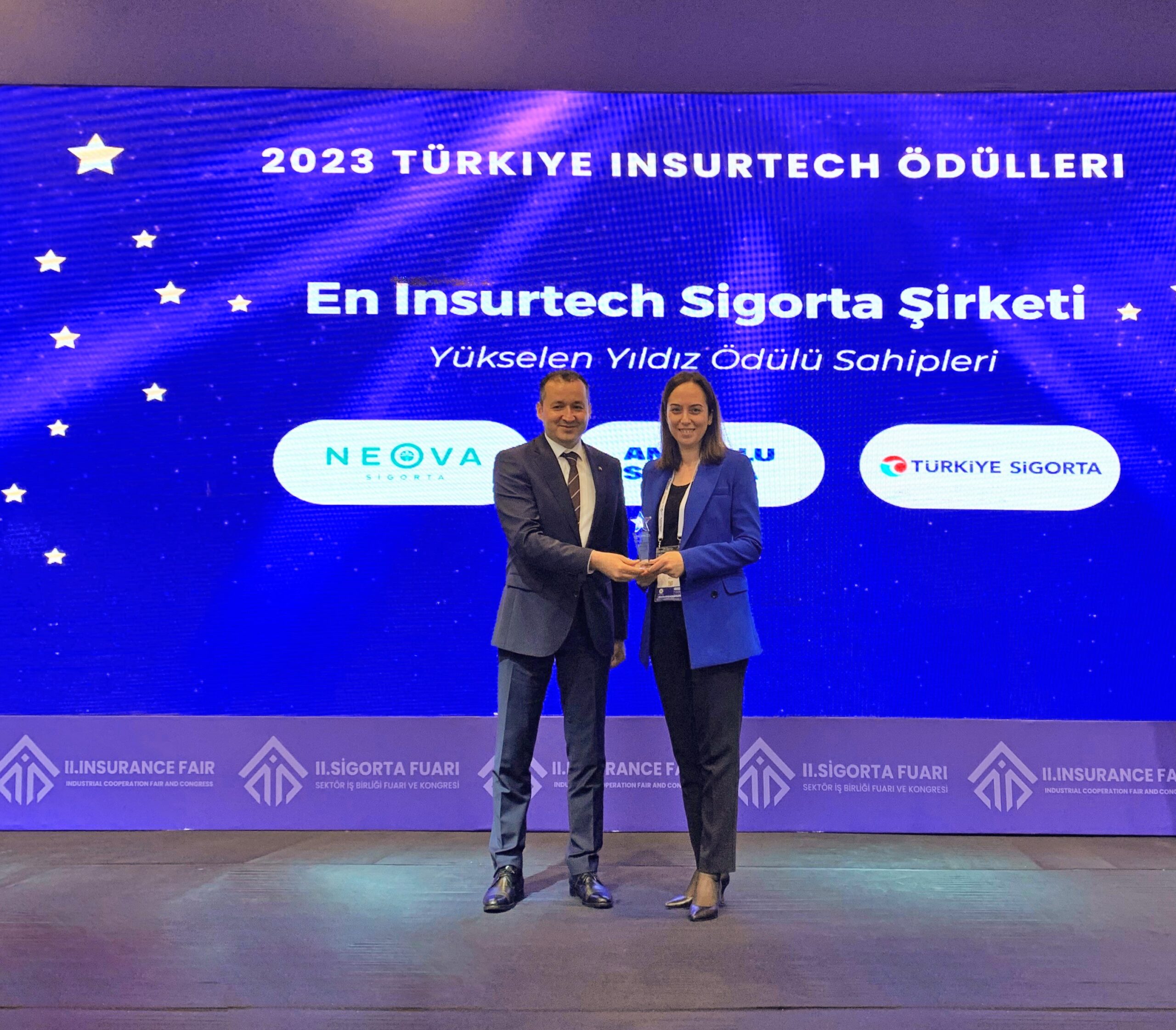 Neova Sigorta Türkiye’ye Yükselen Yıldız ödülü