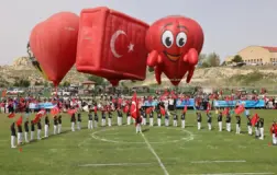 23 Nisan Türkiye’de sadece Ürgüp’te böyle kutladı