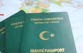 Avukatların ardından yeşil pasaport sırası uzuyor