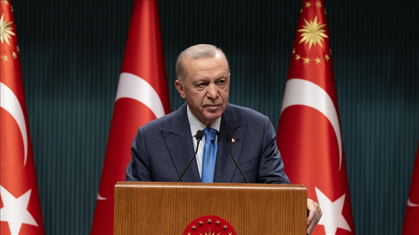 Erdoğan: Türkiye’yi büyütmenin mücadelesini veriyoruz